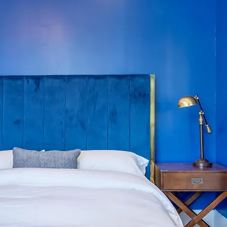 Private Suite In Historic Austin B&B Sleeps 4